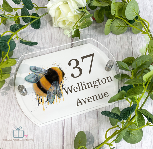 Dripping Bumble Bee Door Number Sign image 0